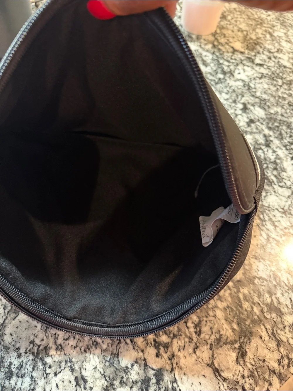 AmazonBasics Black Tablet Sleeve — Padded Neoprene Case